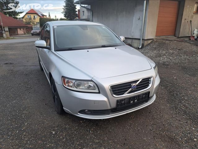 Volvo S40